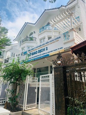 bán biệt thự sài gòn pearl dt đất: 7*21m, dtsd: 439 m2 view sông. căn duy nhất đang bán