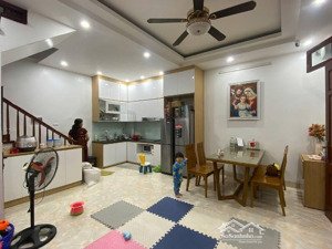 bán nhà xuân la, 40m2 nhà 6 tầng - gần phố, sáng thoáng, sổ đỏ chính chủ, 10.7 tỷ.