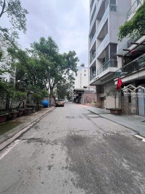 bán nhà 2 thoáng mặt phố trịnh công sơn - tây hồ, 180m2 x mt 9.2m. 102 tỷ.