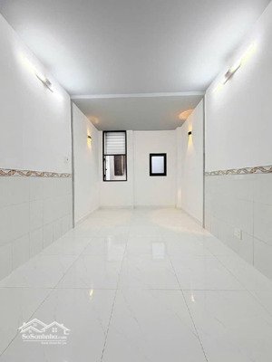 nhà đẹp quận 10 sát mặt tiền đường 3 tháng 2 chỉ hơn 5 tỷ