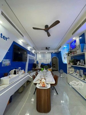 bán nhà mặt tiền lê đình dương, hải châu 67m2, 3 tầng, đường 7m5 mặt phố kinh doanh, dòng tiền tốt