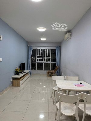 cần bán căn hộ ruby 2 phòng ngủ đã có sổ hồng riêng