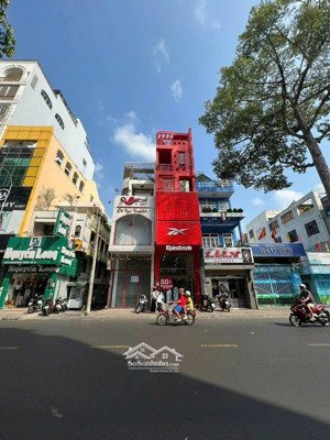 bán nhà 2 mặt tiền phường chợ lớn q5 dt: 3m x 8m 1 lầu (4m x 8m) giá 4 tỷ 2 đang cho thuê 10 tr/th.