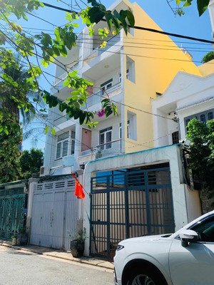 bán nhà 2 tầng (4x22) phường an khánh vị trí gần trần não giá chỉ 10 tỷ cực hiếm