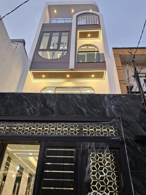 nhà mới bình trị đông. 4 tầng, 4x12m, vuông, 4pn 3wc, hẻm thông. gần hương lộ 2, bốn xa. giá 6.x tỷ