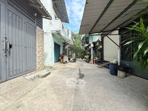 bình tân, lê văn quế 2 tầng 4x10m, mới đẹp vào ỏ ngay. giá nhỉnh 4tỷ