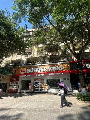 cho thuê nhà mặt đường láng - đống đa, mọi mô hình, dt 230 m2, mt 8 m, 100 tr, đi riêng