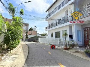 bán đất dt 2454m2 đường kqh đồi huy hoàng nguyễn hữu cảnh khu biệt thự đồng bộ