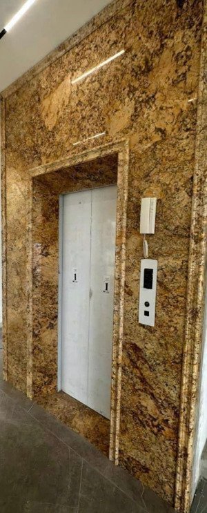 mình cho thuê nhà, ngay sát xã đàn, ô chợ dừa, vỉa hè, thang máy; vp, nhà hàng, kd 90m2* 5t- 30 tr