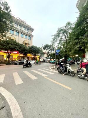 BÁN NHÀ MẶT PHỐ QUANG TRUNG HOÀN KIẾM - VIP KINH DOANH SẦM UẤT: DT 416M2, MT 20M, 420 TỶ