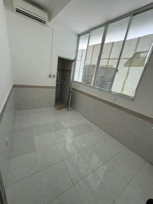 phòng cửa sổ, máy lạnh giá tốt tại 28/10 phan tây hồ