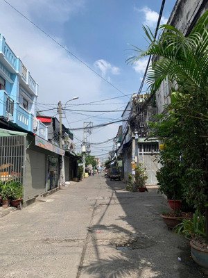 bán nhà mặt tiền kinh doanh đường nội bộ (không xẹt) 4x16m - 2tầng - ngay công viên cầu trắng