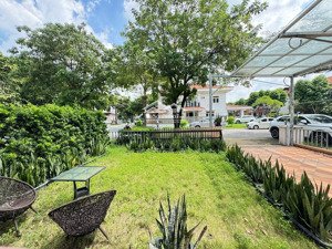 bán căn nhà villa đẹp tại biệt thự the oasis kdc việt sing phường an phú tp hcm. lh: 