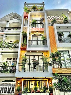 nhà mới 5 tầng, sát aeon tân phú. ngang 4x14m, 5pn 6wc hẻm 6m ô tô giá nhỉnh 8 tỷ