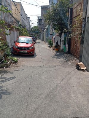 siêu phẩm nhà mới 2 tầng 2 mặt hẻm xe hơi thông giáp q1 nhỉnh 6 tỷ