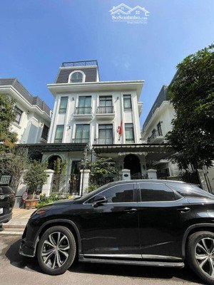 bán biệt thự vinhomes green bay mễ trì, 110tỷ hơn, 150m2, 5tầng, sổ đỏ, lh mrt: 0982 sáu bốn 2377