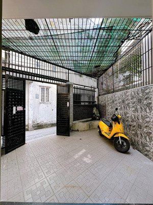 nhà 4 tầng hoàng hoa thám phú nhuận - 4,3 x 18m (nở hậu 4,8m) - chỉ 9,55 tỷ