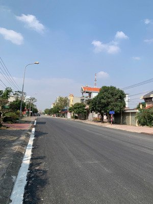 chủ cần tiền bán cắt lỗ đất trục chính kinh doanh