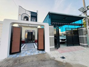 cần bán 1căn nhà lầu gấp trong tuần để xoay tiền trả nợ