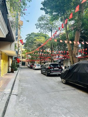 bán nhà lương thế vinh, gara ô tô, view thoáng, gần phố, khu cán bộ phân lô, 48m2, hơn 14 tỷ