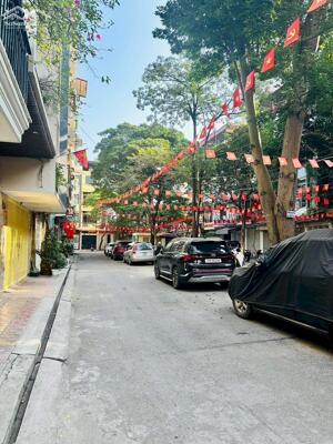 Bán nhà Lương Thế Vinh, gara ô tô, view thoáng, gần phố, khu cán bộ phân lô, 48m2, 14,3 tỷ