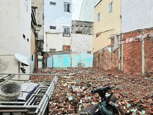 đất bán phú nhuận, 5x13. 5 vuông a4, cách quận 3 chỉ 1km, lê văn sỹ, p13, phú nhuận