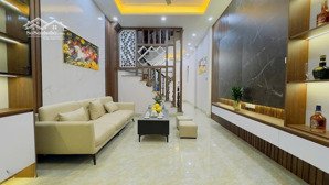 nhanh chân, nhà phố khâm thiên, mới đẹp, tặng full nội thất xịn xò, ngõ thông, oto cách 20m, 45mx3t