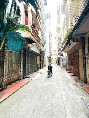 phân lô ô tô tránh, phố hoàng sâm, cầu giấy, 50m2, 4 tầng, mt4m, ở cực đẹp, giá nhỉnh 17 tỷ