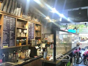 nhà mặt tiền kinh doanh đinh tiên hoàng. p.3 . bình thạnh . 44.5m2 . 3 tầng chỉ 9 tỷ .