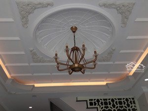 nhà đẹp gần biển vĩnh hoà/ nha trang