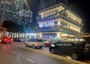 siêu phẩm khan hiếm trần não quận 2 - diện tích: 2.100m2 - 3 tầng - hđt 350 triệu - giá 300 tỷ