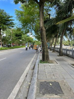 chính chủ bán đất lạc long quân, gần hồ tây, lô góc 70m2, mặt tiền rộng, 11,5 tỷ