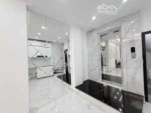 bán nhà mới xuân la - 6 tầng - thang máy