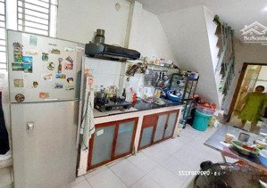 chủ về quê, bán gấp nhà dt 80m2, ngang nhà 6m, gần ngã tư hàng xanh, chỉ nhỉnh 8tỷ, p21, bình thạnh