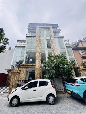 biệt thự siêu vip kđt trung văn mặt tiền 18m sân vườn rộng đẳng cấp giới tinh hoa-ô chờ thang máy.