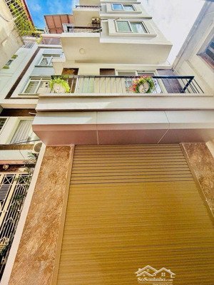 siêu phẩm bồ đề - gần hồ nhà đẹp mới, full nội thất vài phút sang phố cổ