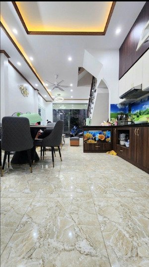 bán nhà tạ quang bửu 42m - 4 ngủ master - full nội thất - ô tô lùi tận cửa - gần phố