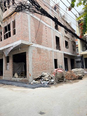 bán nhà kiều sơn văn cao nhà đang xây dựng 4 tầng diện tích 46-50m2 ô tô quay đầu