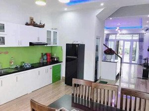 bán nhà 3 tầng mặt tiền lê thiệt full nội thất cách biển 300m