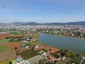 bán đất hẻm lý thái tổ ngay hồ nam sơn. dt 6x25m. công nhận 145m2 có 100m2 thổ cư giá 1.8 tỷ