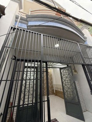 bán nhà rộng thoáng đường số 16, p4, q8 giá 3.68 tỷ (tl)