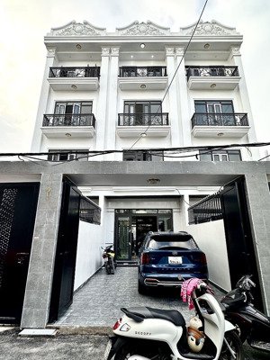 nhà 4 tầng diện tích khủng 141m2 phố thiên lôi - có thang máy - ô tô đút trong nhà