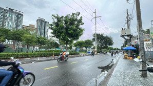 hàng hiếm tại trần xuân soạn, 16 tỷ, 86m2, 4pn, 4wc, 2 tầng, mặt tiền kinh doanh