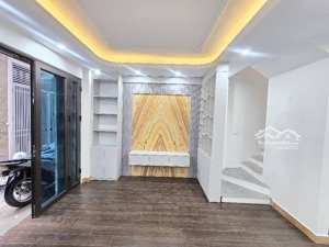 siêu phẩm 40m nhà dân xây ngọc hồi thanh trì gần ql 1, giá hơn 5 tỷ