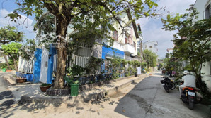 vị trí đẹp - ngay đại học luật - hbc- nhà 4 tầng - hẻm nhựa 6m - 5,5 x 16 (88m2) - chỉ 10,5 tỷ tl