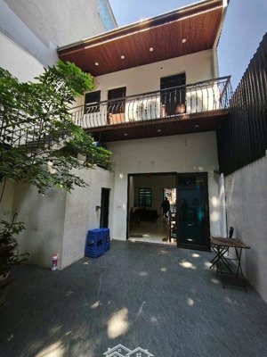 bán nhà dân phố đức giang, phân lô oto, 2 thoáng, dt 105m2 x 2 tầng, mt 5.7m, giá chỉ hơn 17 tỷ