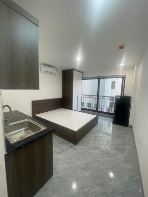 cho thuê ccmn ngọc lâm - long biên full đồ, khép kín.