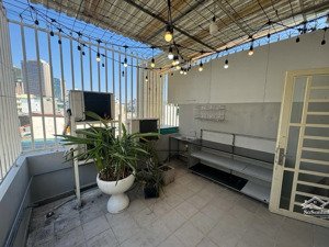 siêu phẩm 1pn sân thượng riêng, có thang máy ở nguyễn trãi q1 gần ngã năm cống quỳnh, chợ bến thành