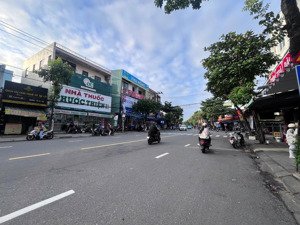 bất ngờ! 240m2 ngang 8,2m mặt tiền ông ích đường (15m), ngay chợ cẩm lệ giá chỉ 16 tỷ 8