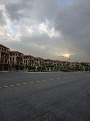 một căn shop kinh doanh buôn bán tại vinhomes vũ yên -90m2 chỉ 7,2 tỉ -vốn ban đầu 2,2 tỉ